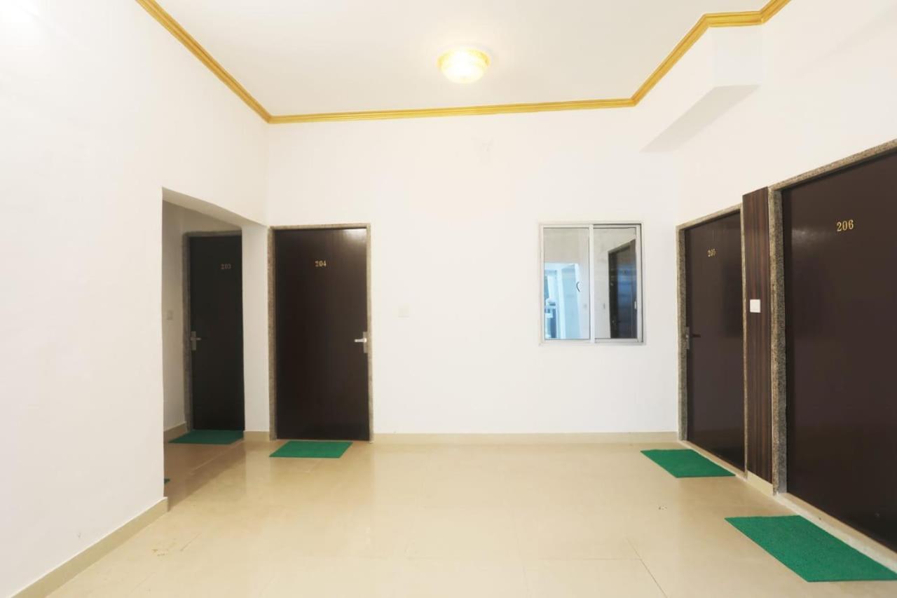 Central Hotel Khajuraho Exterior photo